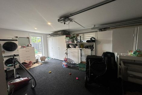 Photo of property in 395 Stokes Valley Road, Stokes Valley, Lower Hutt, 5019