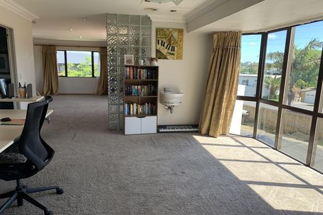 Photo of property in 17 Tide Close, Mount Wellington, Auckland, 1060