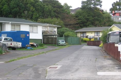 Photo of property in 2/76 Chilcott Road, Henderson, Auckland, 0612