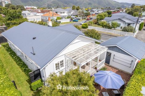 Photo of property in 2 Ropata Crescent, Boulcott, Lower Hutt, 5010