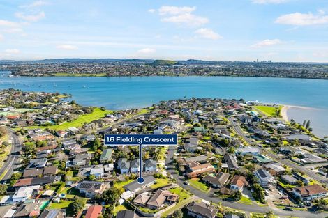 Photo of property in 16 Fielding Crescent, Farm Cove, Auckland, 2012
