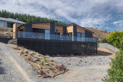 Photo of property in 62 Shields Street, Clyde, 9330