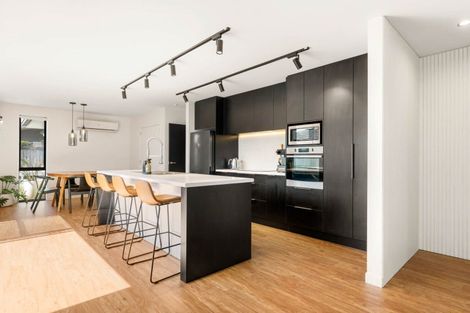 Photo of property in 11 Livingstone Drive, Papamoa Beach, Papamoa, 3118