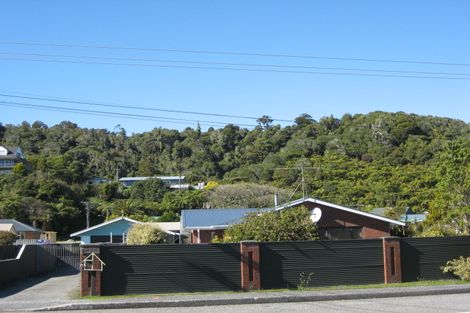 Photo of property in 173 Main South Road, Karoro, Greymouth, 7805