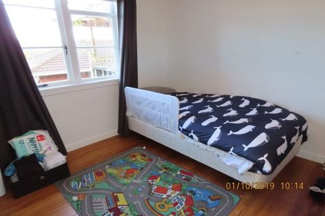 Photo of property in 225 Titirangi Road, Titirangi, Auckland, 0604