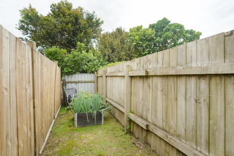 Photo of property in 19 Karina Terrace, Roslyn, Palmerston North, 4414