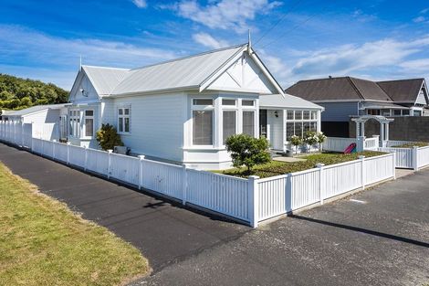 Photo of property in 39 Douglas Street, Saint Kilda, Dunedin, 9012