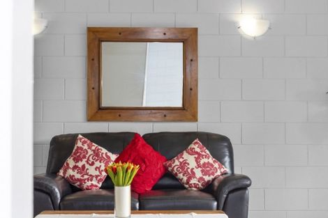 Photo of property in 2/23 Robins Road, Judea, Tauranga, 3110