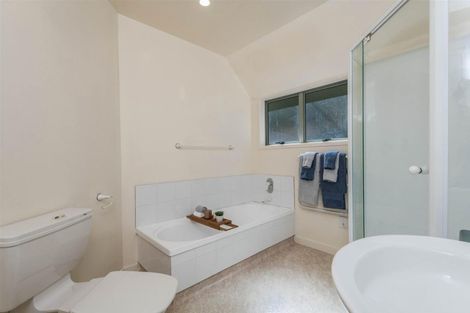 Photo of property in 103a Jubilee Road, Khandallah, Wellington, 6035