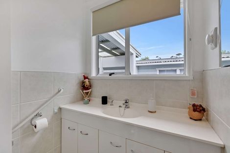 Photo of property in 3265 South Head Road, South Head, Helensville, 0874