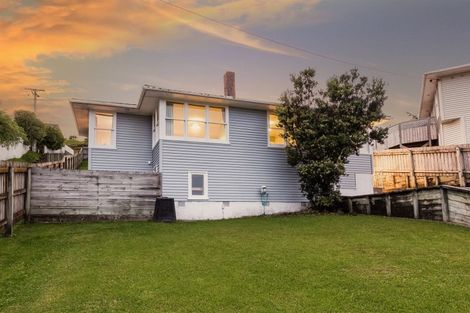 Photo of property in 44 Downes Street, Titahi Bay, Porirua, 5022