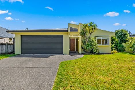 Photo of property in 11 Avion Terrace, Raumati Beach, Paraparaumu, 5032