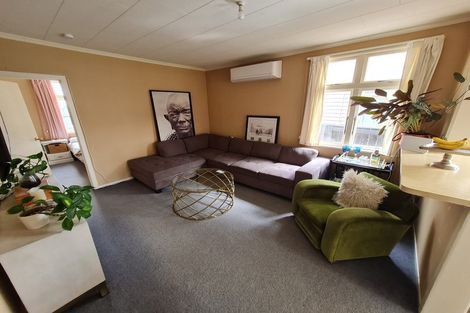 Photo of property in 47 Burns Avenue, Takaro, Palmerston North, 4412