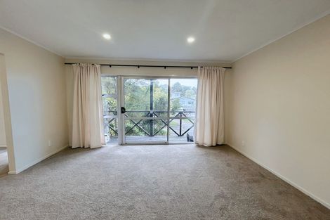 Photo of property in 32 Sapphire Place, Bayview, Auckland, 0629