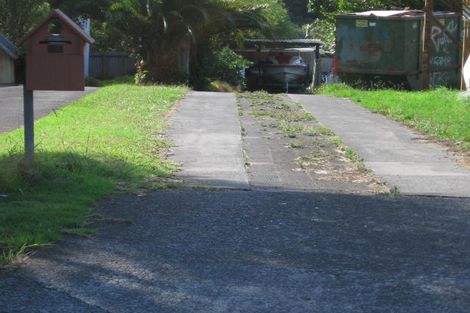 Photo of property in 66 Glen Marine Parade, Glendene, Auckland, 0602