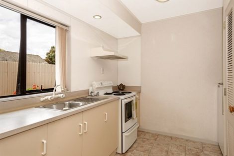 Photo of property in Orange Grove Flats, 31/549 Childers Road, Te Hapara, Gisborne, 4010