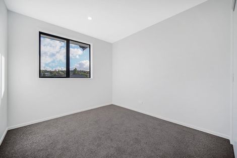 Photo of property in 129a Seabrook Avenue, New Lynn, Auckland, 0600