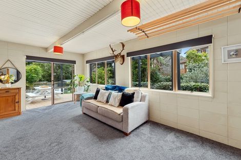 Photo of property in 6 Mark Place, Lynmore, Rotorua, 3010