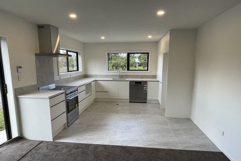 Photo of property in 7 Winnie Close, Acacia Bay, Taupo, 3330