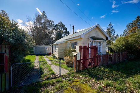 Photo of property in 30 Princes Street, Waikari, 7420