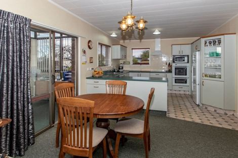 Photo of property in 17 Lyttelton Crescent, Tamatea, Napier, 4112