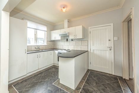 Photo of property in 21 Field Street, Aramoho, Whanganui, 4500