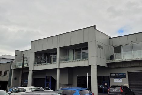 Photo of property in 5/25 Home Street, Mount Victoria, Wellington, 6011