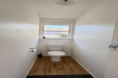 Photo of property in 17 Cypress Drive, Maungaraki, Lower Hutt, 5010