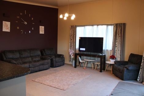 Photo of property in 3 Clariton Avenue, Green Island, Dunedin, 9018