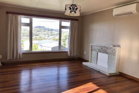 Photo of property in 12 Monowai Road, Johnsonville, Wellington, 6037