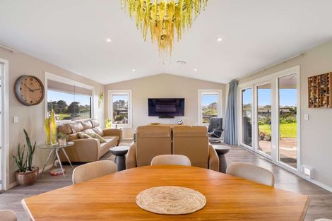 Photo of property in 12 Longbeach Drive, Castlecliff, Whanganui, 4501