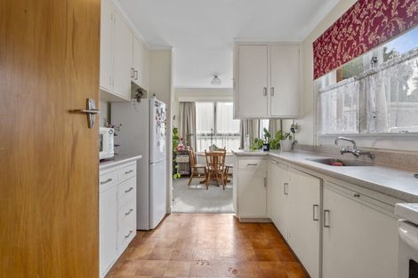 Photo of property in 2/87 Brougham Street, New Plymouth, 4310