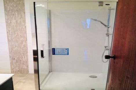 Photo of property in 52 Belair Avenue, Blagdon, New Plymouth, 4310