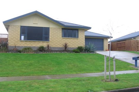 Photo of property in 84 Parnell Heights, Kelvin Grove, Palmerston North, 4414