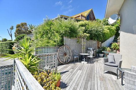 Photo of property in 2/56 Balmoral Lane, Redcliffs, Christchurch, 8081