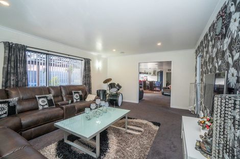 Photo of property in 155 Schnell Drive, Kelvin Grove, Palmerston North, 4414