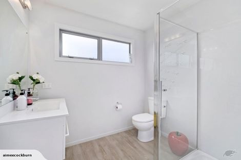 Photo of property in 60 Frye Crescent, Albert Town, Wanaka, 9305