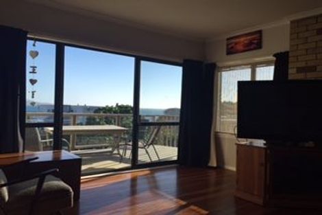 Photo of property in 5 Gordon Road, Plimmerton, Porirua, 5026