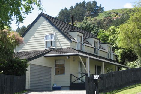 Photo of property in 21 Tresillian Avenue, Marybank, Nelson, 7010