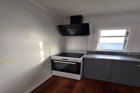 Photo of property in 16 Manuka Street, Hokowhitu, Palmerston North, 4410