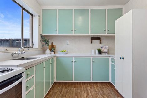 Photo of property in 12 Rolfe Place, Bishopdale, Christchurch, 8053