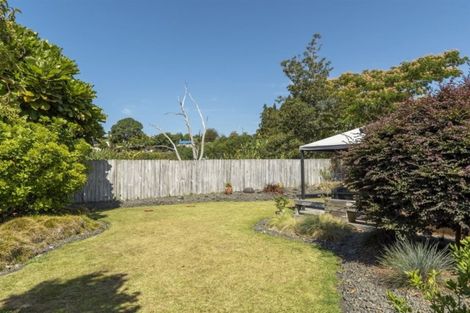 Photo of property in 27 Amberley Crescent, Bethlehem, Tauranga, 3110