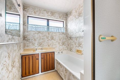 Photo of property in 1/34 Majesty Place, Half Moon Bay, Auckland, 2012