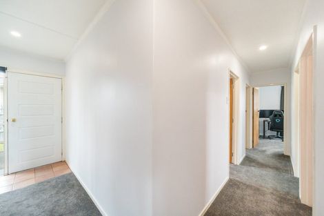 Photo of property in 35 Karamea Crescent, Kelvin Grove, Palmerston North, 4414
