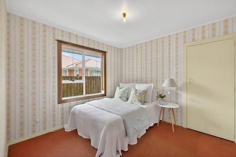 Photo of property in 11 Bevington Street, Avonhead, Christchurch, 8042