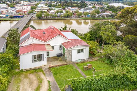 Photo of property in 30 Hipango Terrace, Durie Hill, Whanganui, 4500