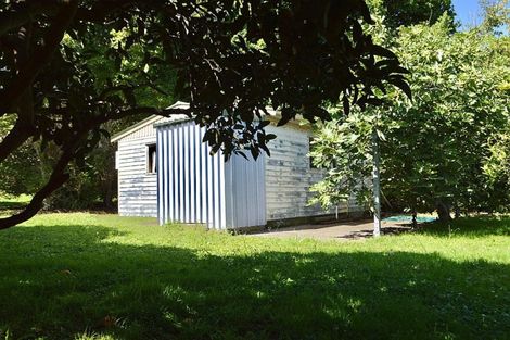 Photo of property in 32 Wi Pere Street, Manakau, 5573