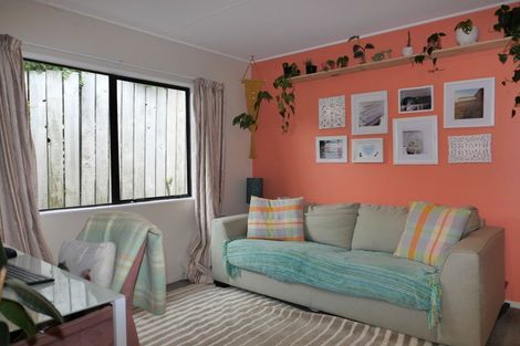 Photo of property in 95a Renown Road, Raumati South, Paraparaumu, 5032