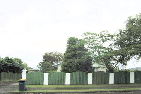 Photo of property in 3 Kotinga Avenue, Glen Eden, Auckland, 0602