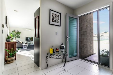 Photo of property in 112 Te Huia Drive, Flagstaff, Hamilton, 3210